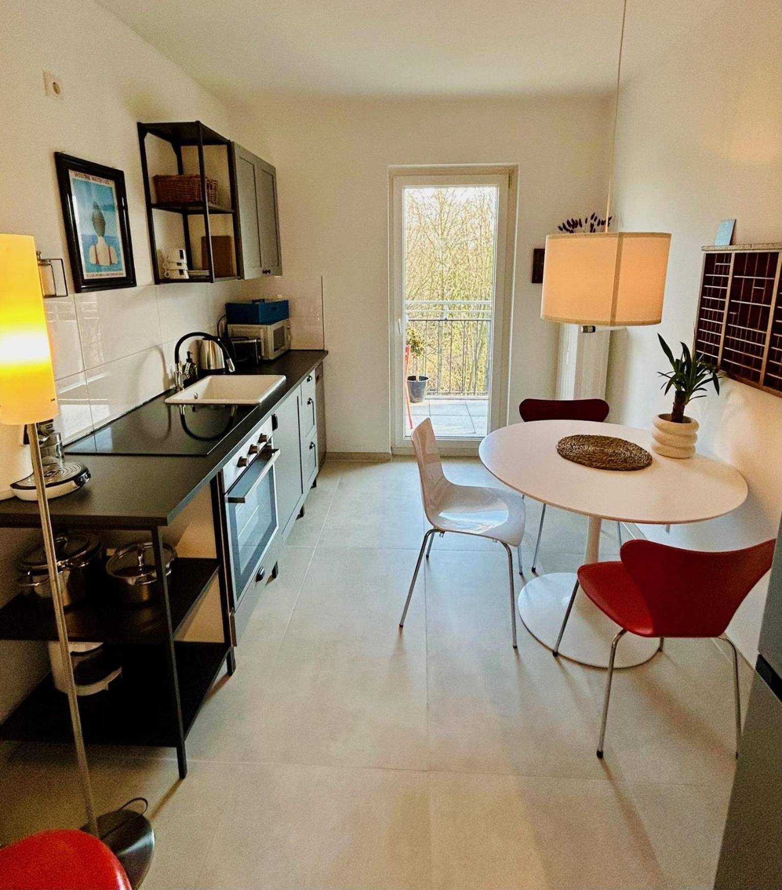 Feelslikehome - Wunderschoene Und Zentrale Wohnung Mit Balkon&Parkplatz Bochum Esterno foto